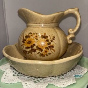 VINTAGE ANTIQUE MCCOY POTTERY BOWL & PITCHER LEAVES FLOWER PRINT